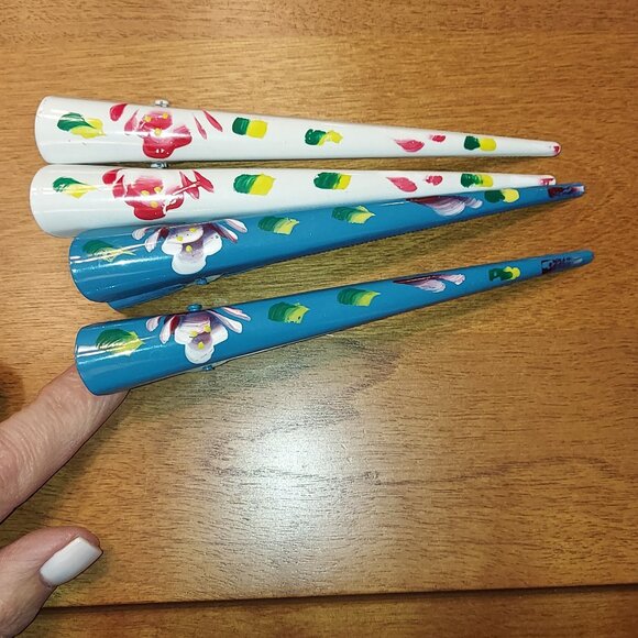 Accessories - Never used Floral hairclips (set)